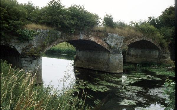 River Tone Aqueduct