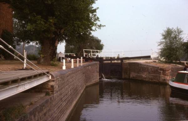 Strensham Lock