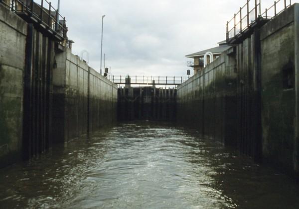 Limehouse Lock