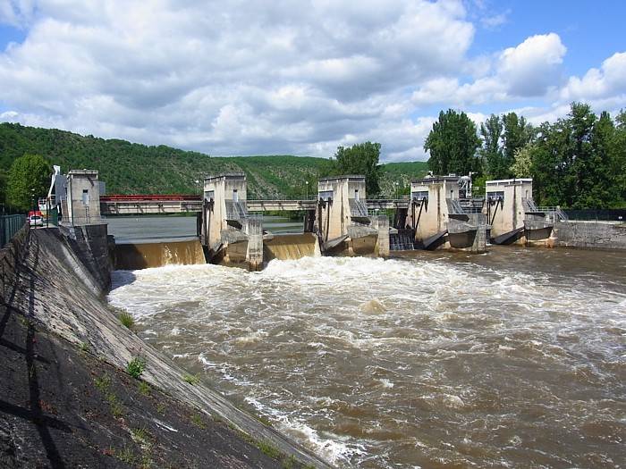 Luzech Barrage