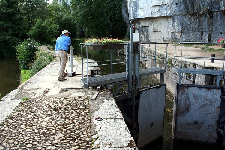 Ganil Lock