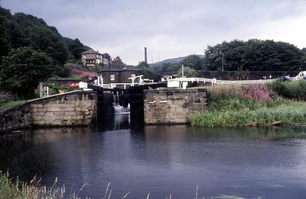 Salterhebble Lock