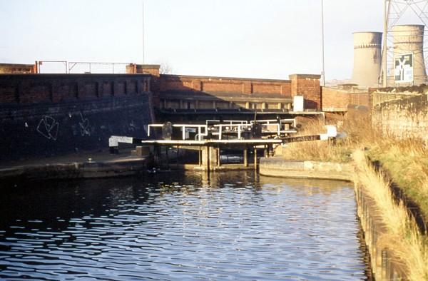 Tinsley Lock 8