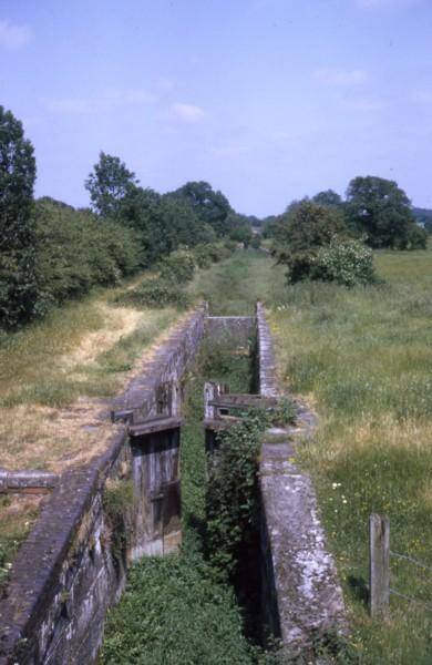 Staff Bridge Lock 14