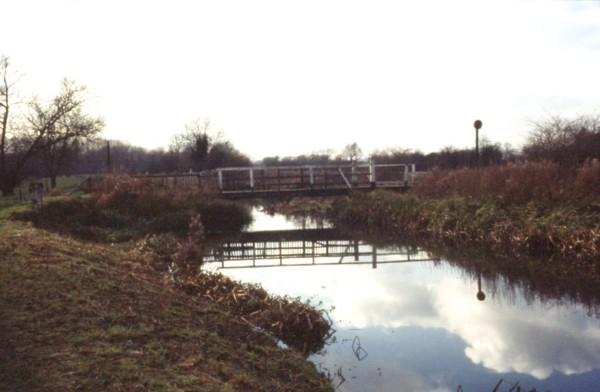 Oxlease swingbridge