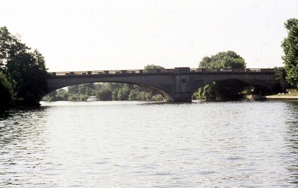 Albert Bridge