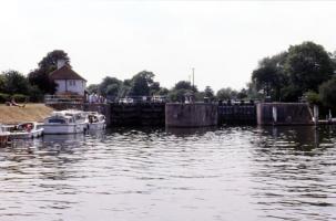 Sunbury Locks