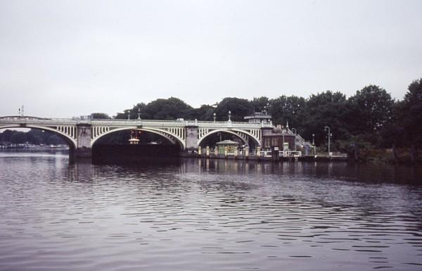 Richmond Half-tide Lock