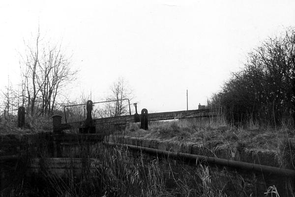 Eyton Village Lock